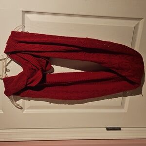 The limited  Acrylic Red Scarf